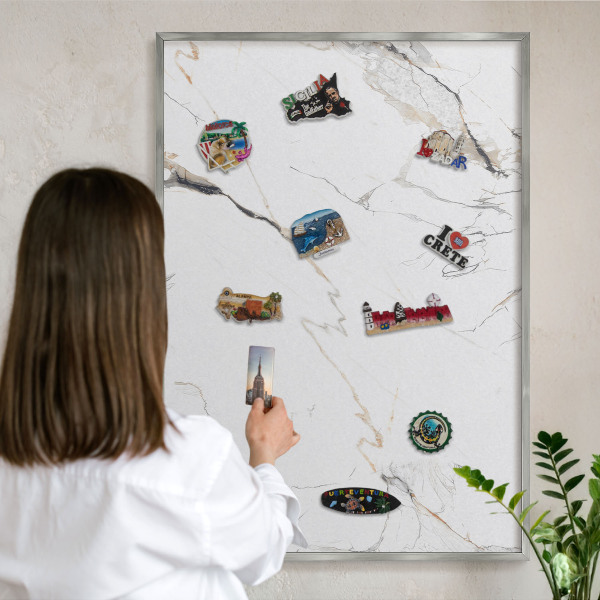 Tableau pour collection d'aimants cadre argenté Élégance moderne