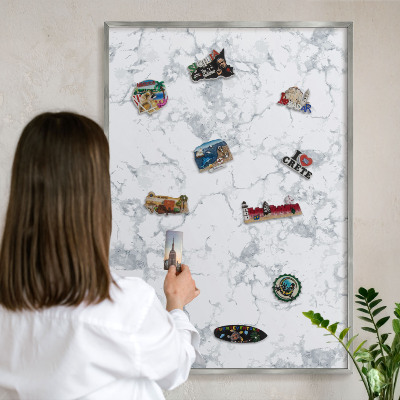 Tableau magnétique décoratif avec cadre argenté Esthétique du marbre