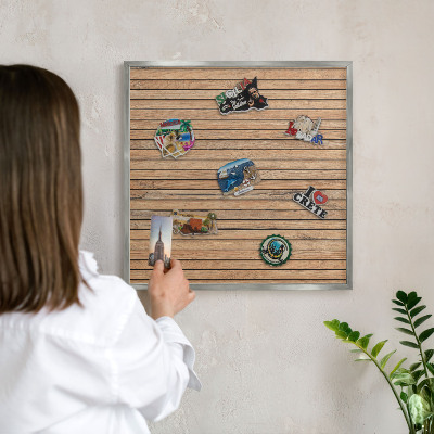 Tableau pour collection d'aimants cadre argenté Planches de bois