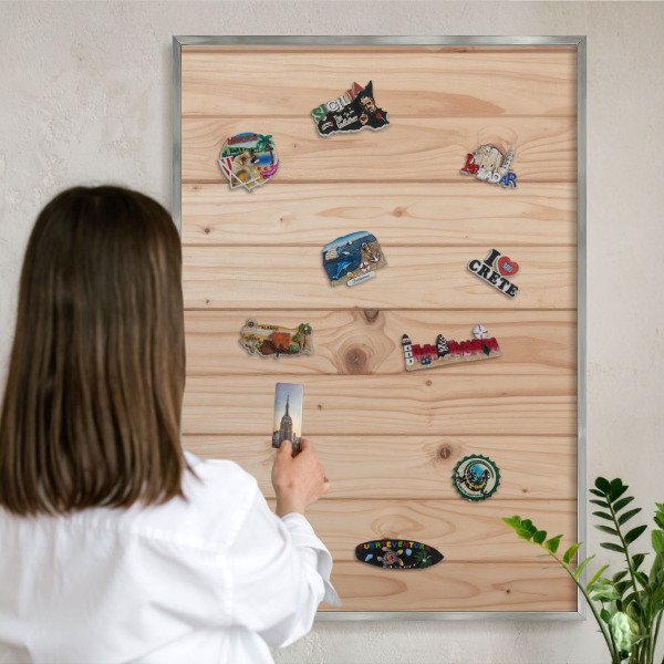 Tableau pour collection d'aimants cadre argenté Motif en bois