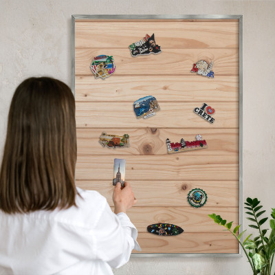 Tableau pour collection d'aimants cadre argenté Motif en bois