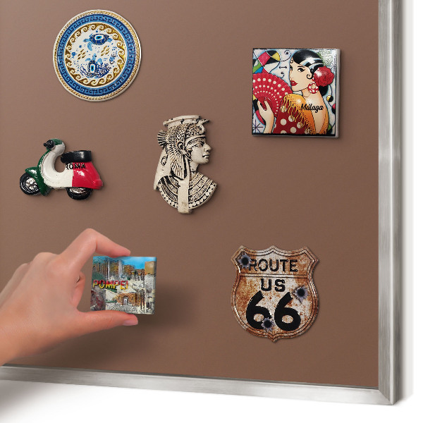 Tableau magnétique décoratif avec cadre argenté Couleur brune