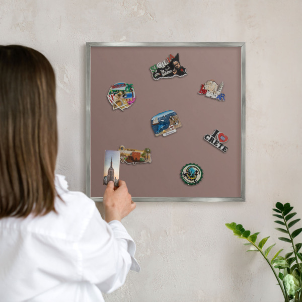 Tableau magnétique décoratif avec cadre argenté Brun pastel