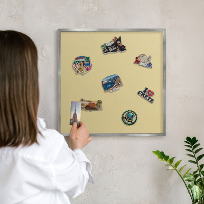 Tableau magnétique décoratif avec cadre argenté Jaune beige