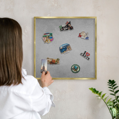 Tableau magnétique avec cadre de couleur dorée Brouillard argenté