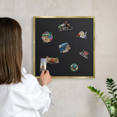 Tableau pour aimants cadre doré Noir