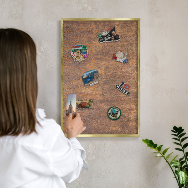 Tableau magnétique avec cadre de couleur dorée Élégance rouillée