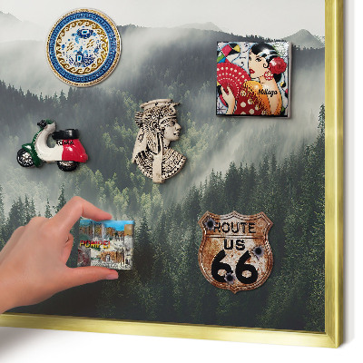 Tableau pour aimants cadre doré Montagnes vertes