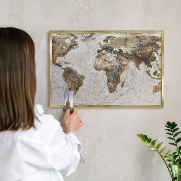 Tableau magnétique avec cadre de couleur dorée Carte en relief