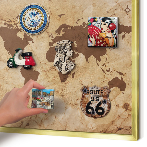 Tableau magnétique avec cadre de couleur dorée Carte du monde