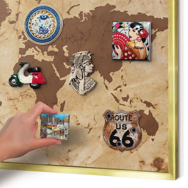 Tableau magnétique avec cadre de couleur dorée Carte du monde