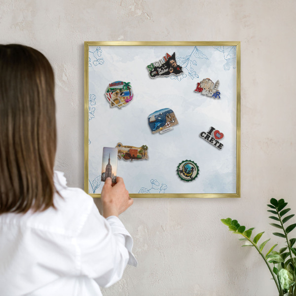 Tableau magnétique avec cadre de couleur dorée Élégance florale