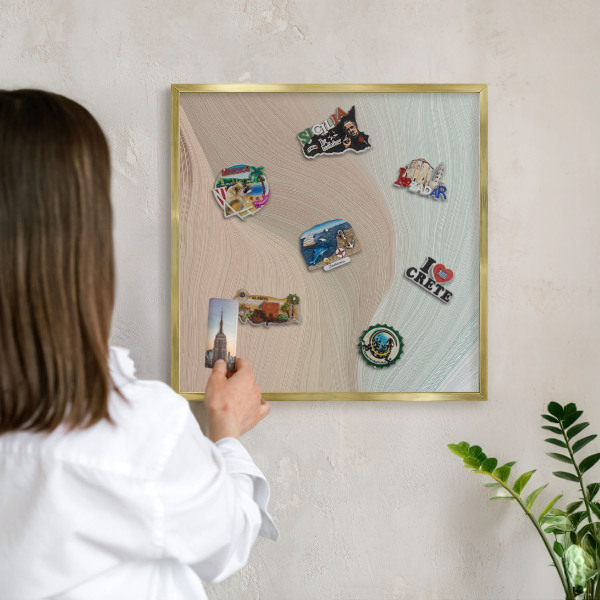 Tableau magnétique avec cadre de couleur dorée Tourbillon pastel