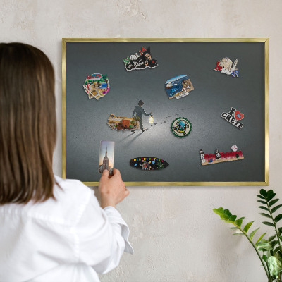 Tableau pour aimants cadre doré Randonnée nocturne