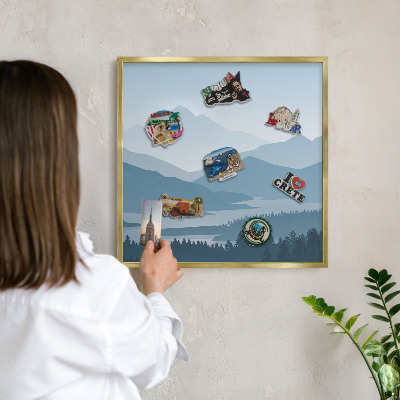 Tableau magnétique avec cadre de couleur dorée Harmonie des montagnes