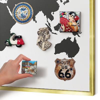Tableau magnétique avec cadre de couleur dorée Carte du monde