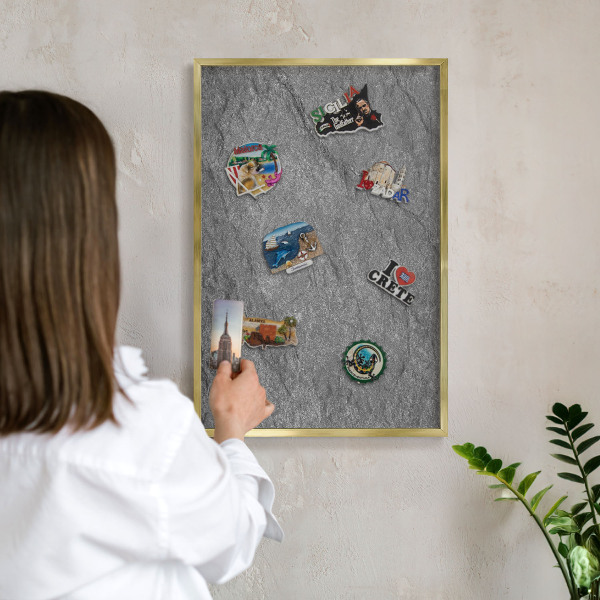 Tableau magnétique avec cadre de couleur dorée Pierre grise
