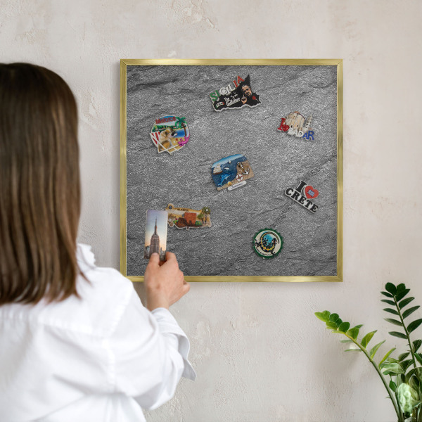 Tableau magnétique avec cadre de couleur dorée Pierre grise