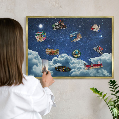 Tableau magnétique avec cadre de couleur dorée Nuit cosmique