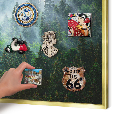 Tableau magnétique avec cadre de couleur dorée Forêt mystérieuse