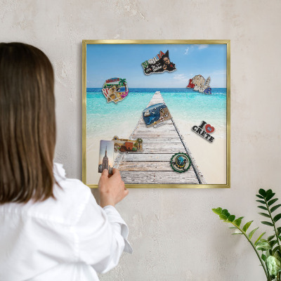 Tableau magnétique avec cadre de couleur dorée Jetée de l'océan