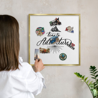 Tableau magnétique avec cadre de couleur dorée Le voyage de découverte