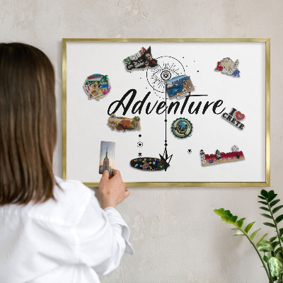 Tableau magnétique avec cadre de couleur dorée Thème aventure