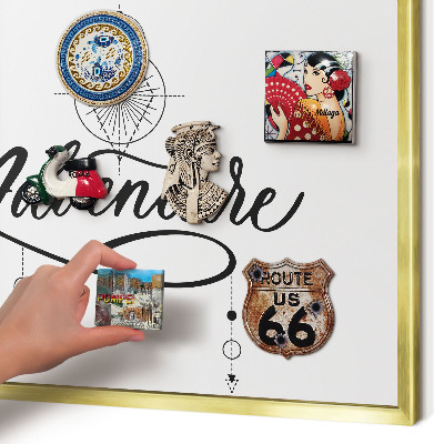 Tableau magnétique avec cadre de couleur dorée Aventure typographique