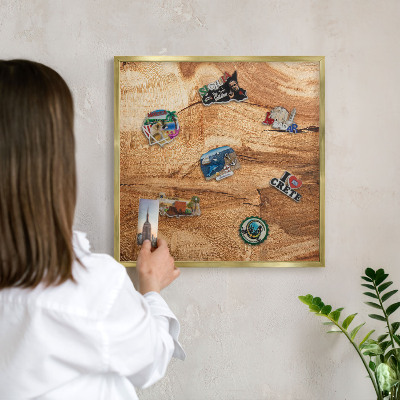 Tableau magnétique avec cadre de couleur dorée Bois naturel