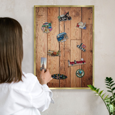 Tableau magnétique avec cadre de couleur dorée Planches de bois
