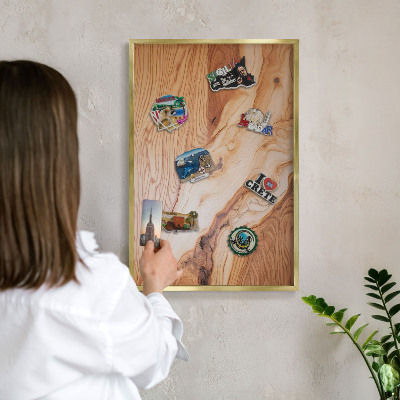 Tableau magnétique avec cadre de couleur dorée Texture bois