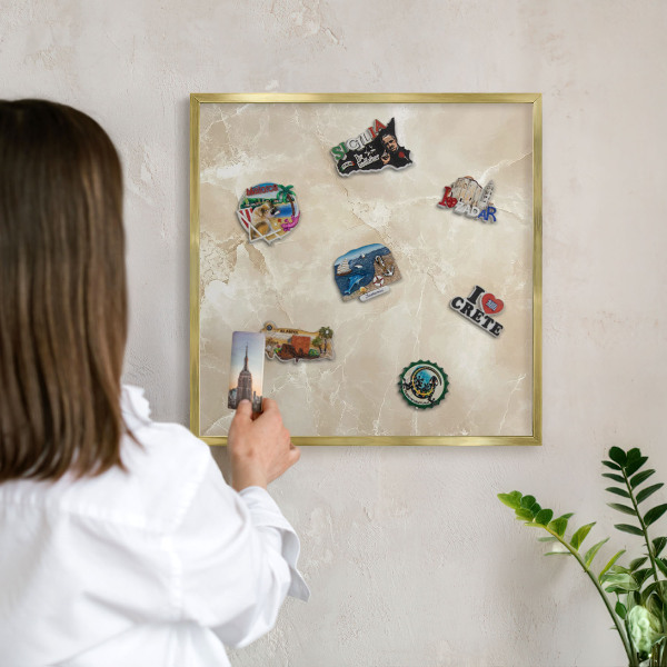 Tableau magnétique avec cadre de couleur dorée Motif marbré