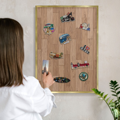 Tableau magnétique avec cadre de couleur dorée Motif en bois
