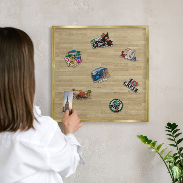 Tableau magnétique avec cadre de couleur dorée Texture bois