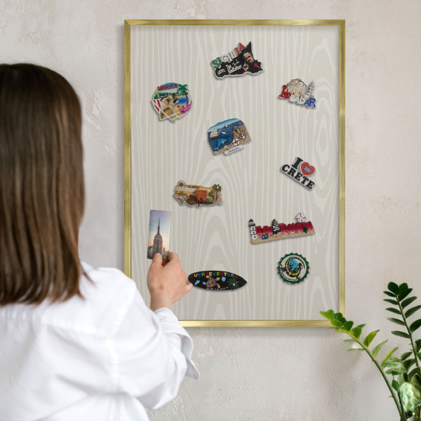 Tableau magnétique avec cadre de couleur dorée Structure en bois