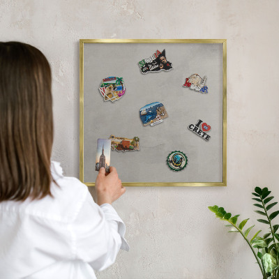 Tableau pour aimants cadre doré Fond gris