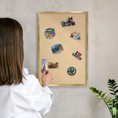 Tableau magnétique avec cadre de couleur dorée Harmonie crémeuse