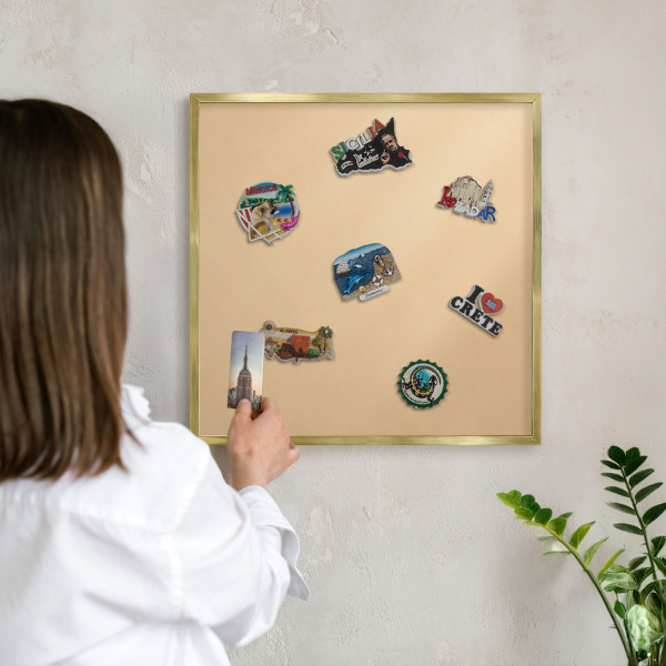 Tableau magnétique avec cadre de couleur dorée Harmonie crémeuse