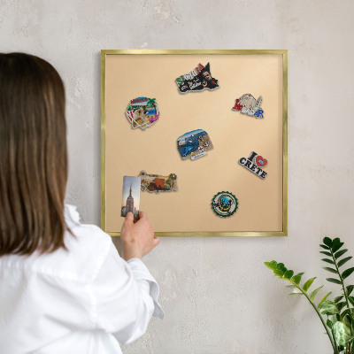 Tableau magnétique avec cadre de couleur dorée Harmonie crémeuse