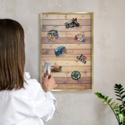 Tableau magnétique avec cadre de couleur dorée Planches en bois