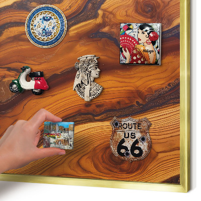 Tableau magnétique avec cadre de couleur dorée Anneaux en bois
