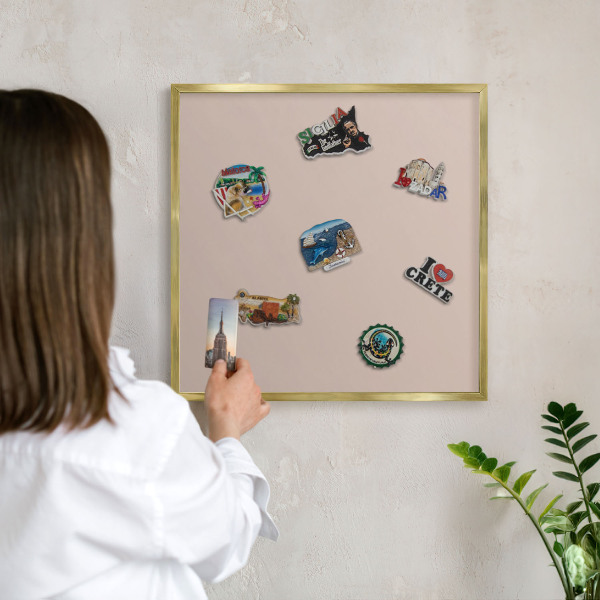Tableau pour aimants cadre doré Rose beige
