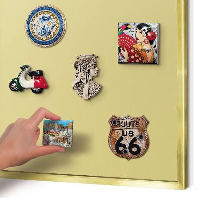 Tableau magnétique avec cadre de couleur dorée Jaune vintage