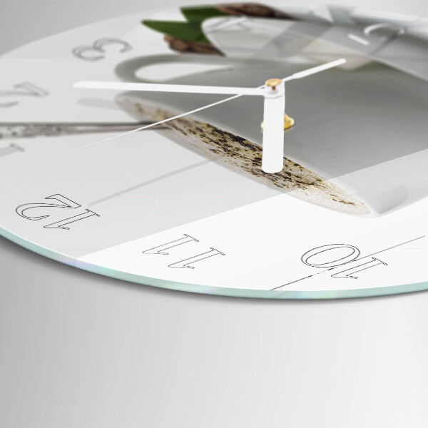 Horloge ronde Une tasse d'anis
