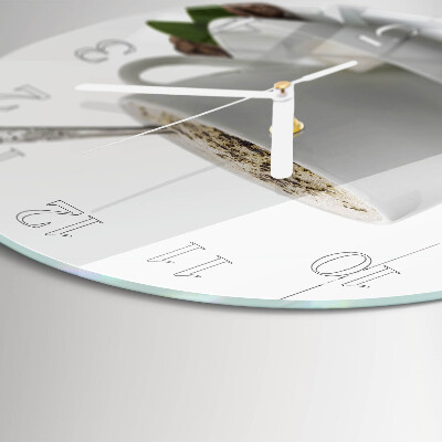 Horloge ronde Une tasse d'anis