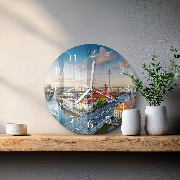 Horloge ronde Rivière de la ville