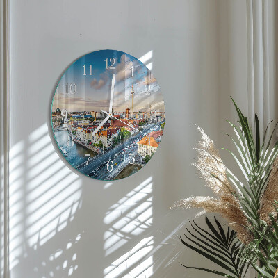 Horloge ronde Rivière de la ville