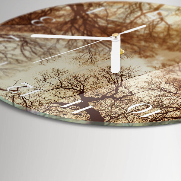 Horloge ronde cimes des arbres