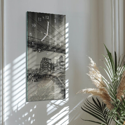 Horloge rectangulaire verticale Perspectives