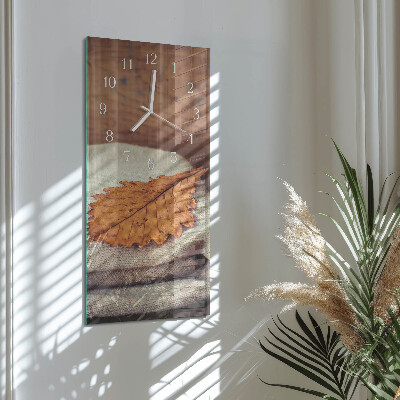 Horloge rectangulaire verticale Feuille